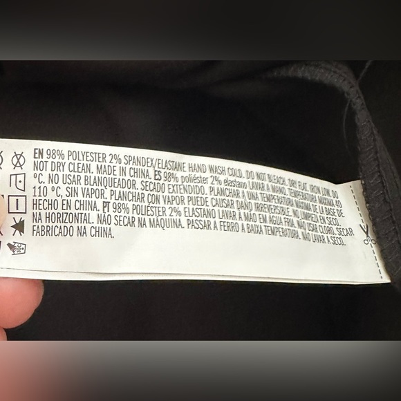 NWT-Women’s Forever 21 Black Coat. Size Large. - Picture 12 of 12